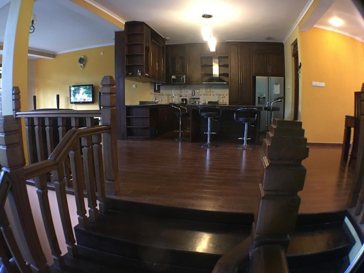 Villa Familia Kandy Eksteriør billede