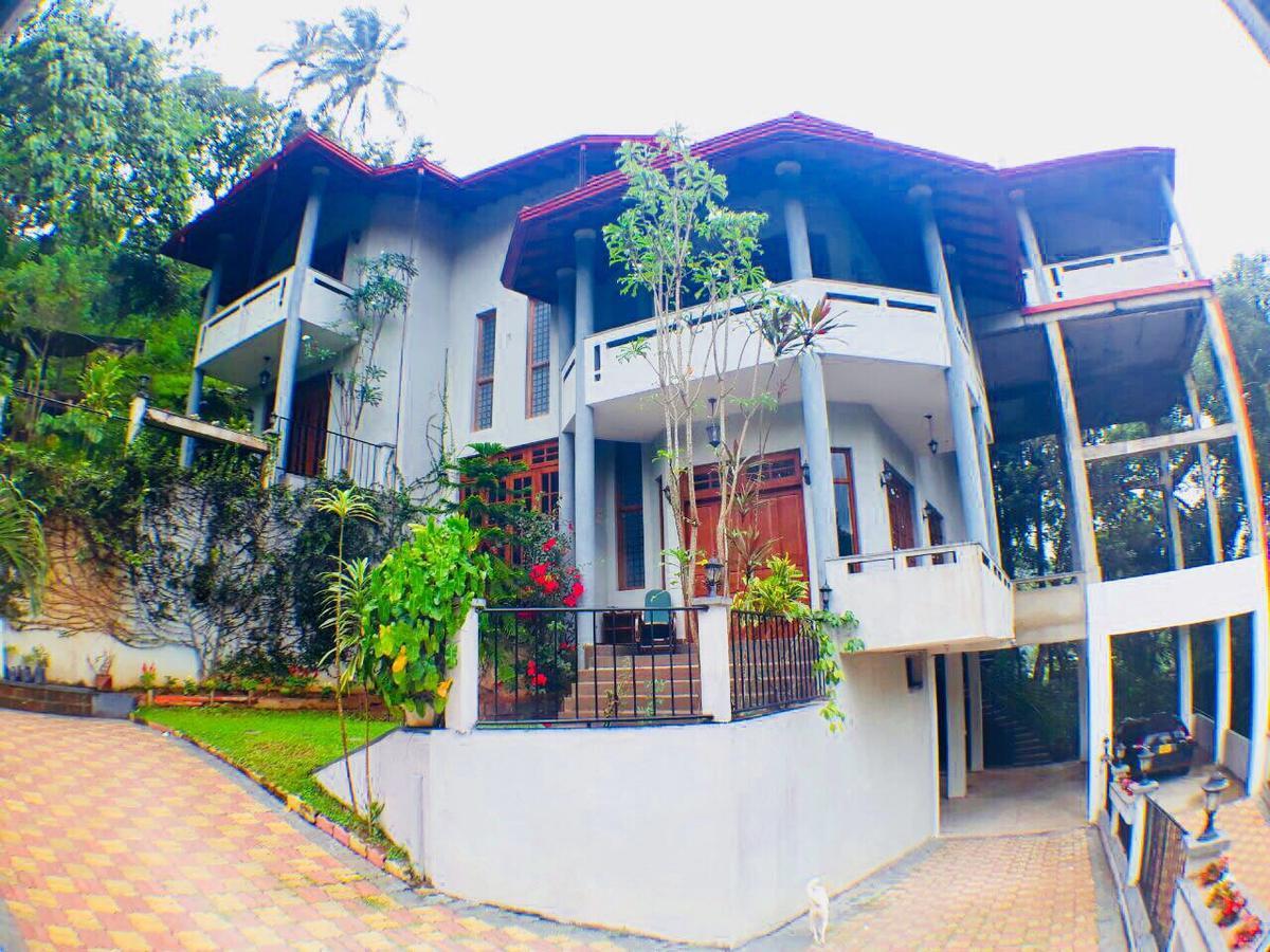 Villa Familia Kandy Eksteriør billede