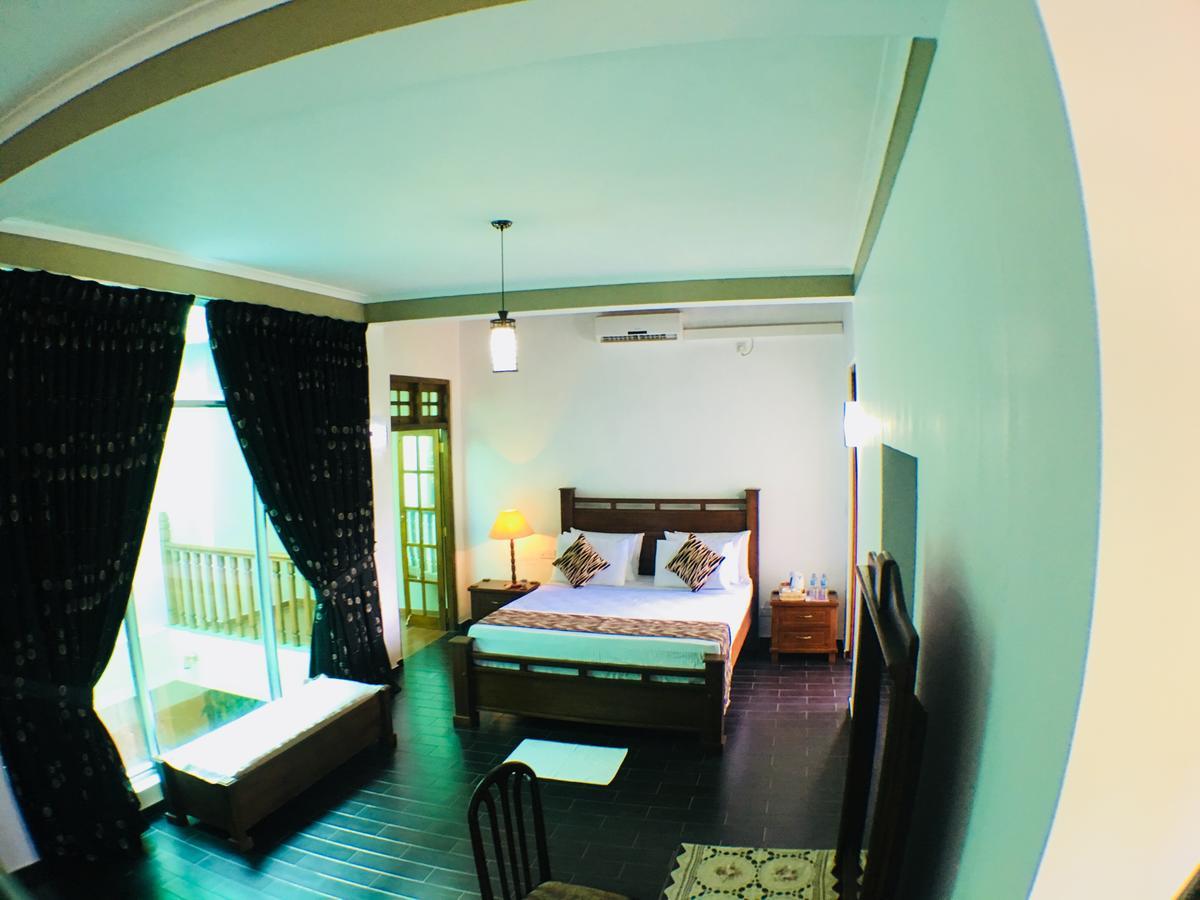Villa Familia Kandy Eksteriør billede
