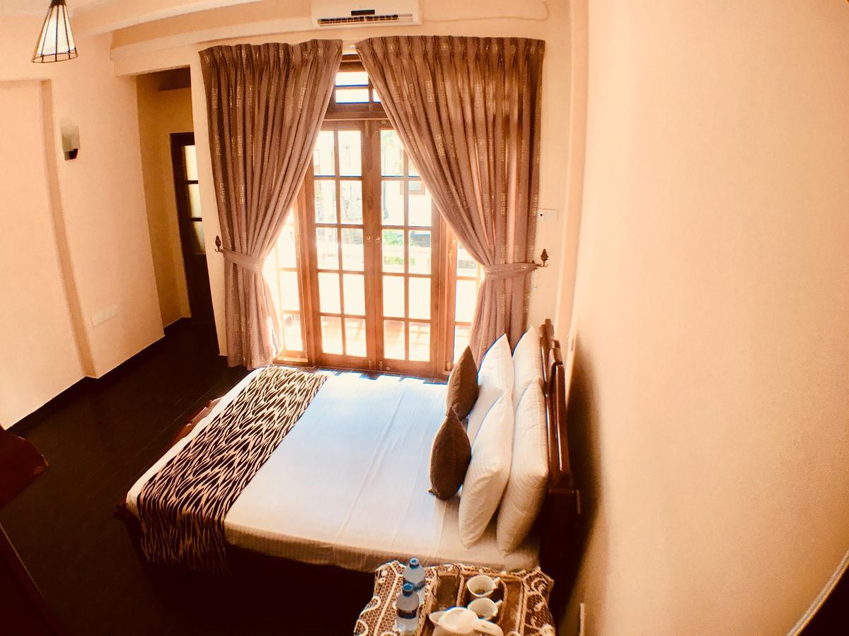 Villa Familia Kandy Eksteriør billede